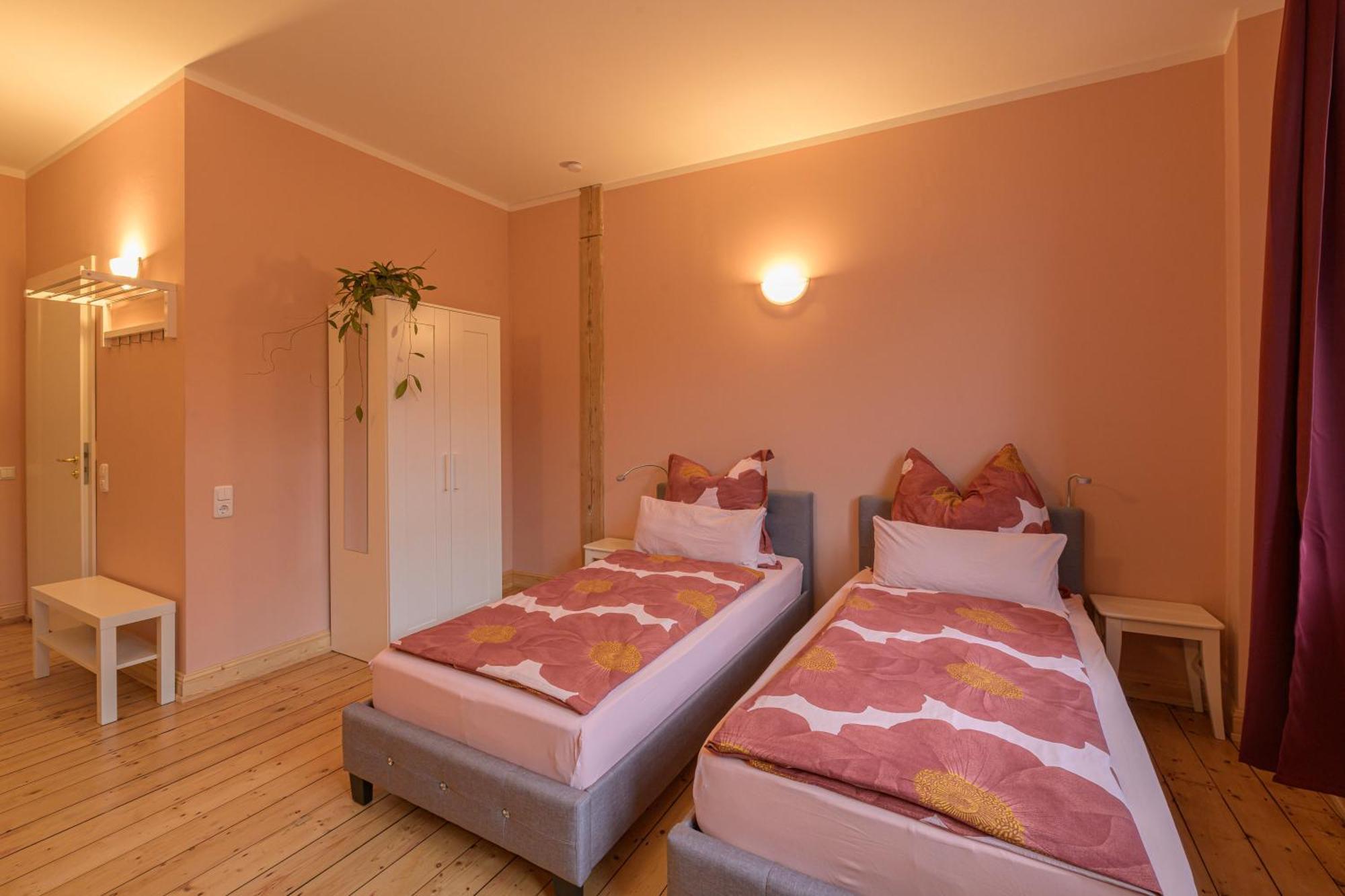 Gaestehaus Villa Fliedner - Das Kutscherhaus Monsheim  Exteriér fotografie
